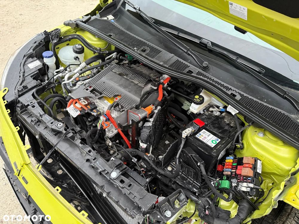 Peugeot 208 Elektromotor 136 E-Style - 28