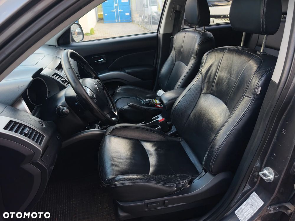 Citroën C-Crosser 2.2 HDi Exclusive - 17