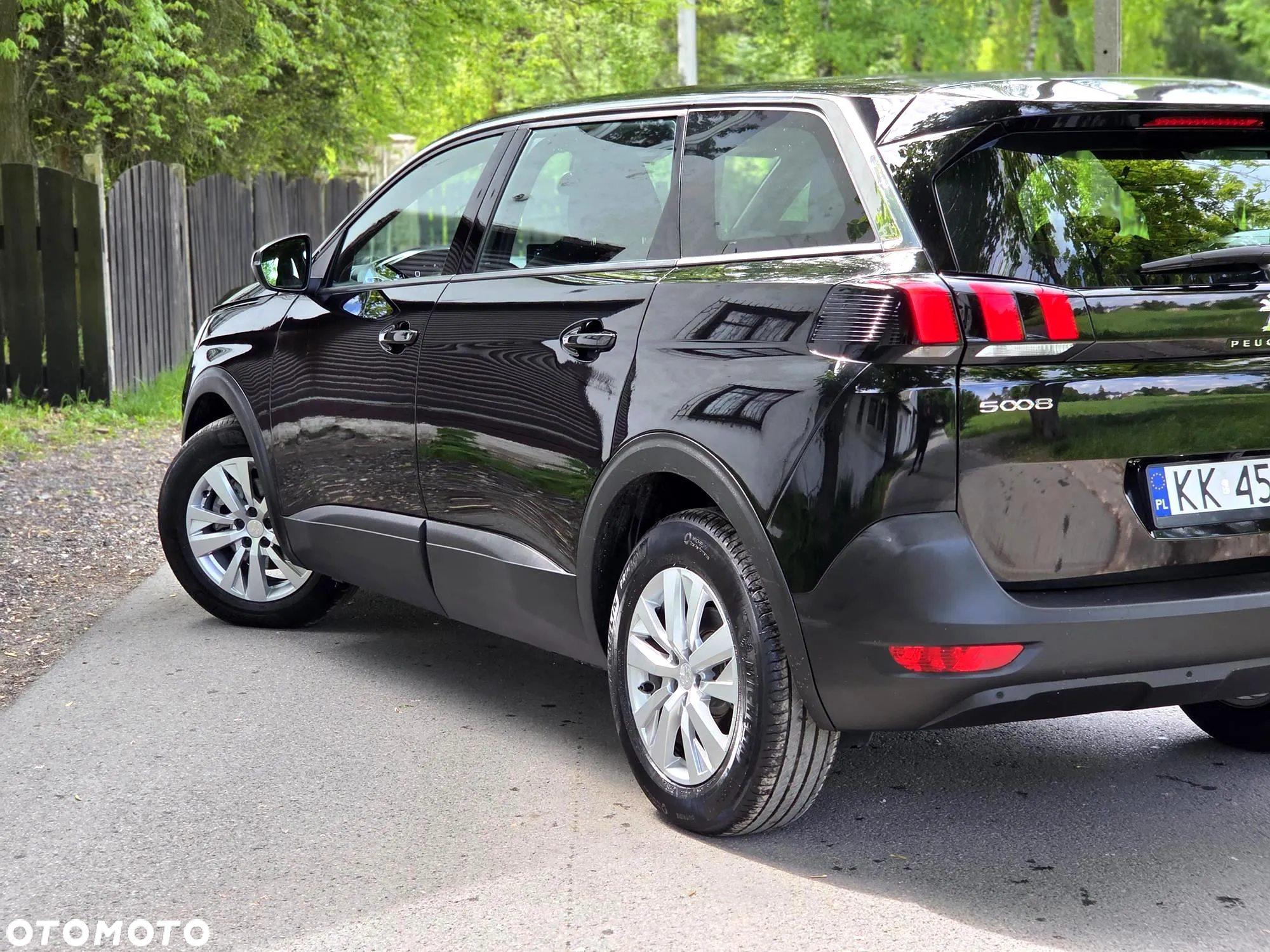 Peugeot 5008 1.2 PureTech Road Trip S&S EAT8 - 16