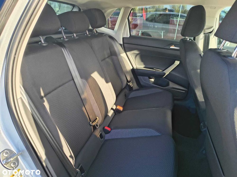 Volkswagen Polo - 25