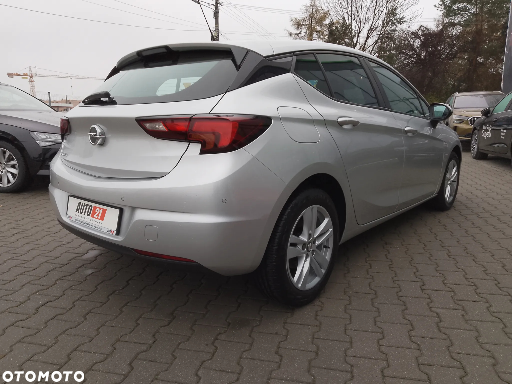 Opel Astra V 1.2 T Edition S&S - 6
