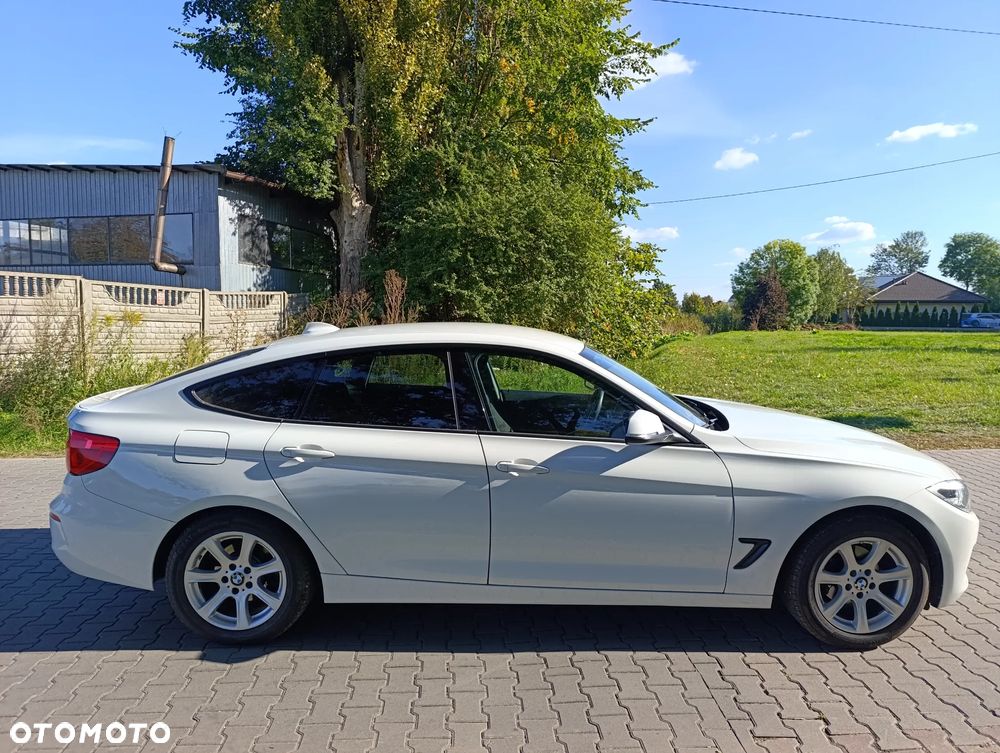 BMW 3GT 318d Business Edition - 3