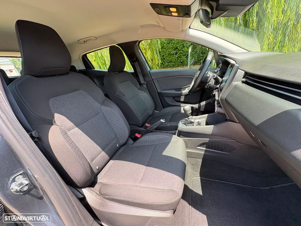 Renault Clio BLUE dCi 85 EXPERIENCE - 30