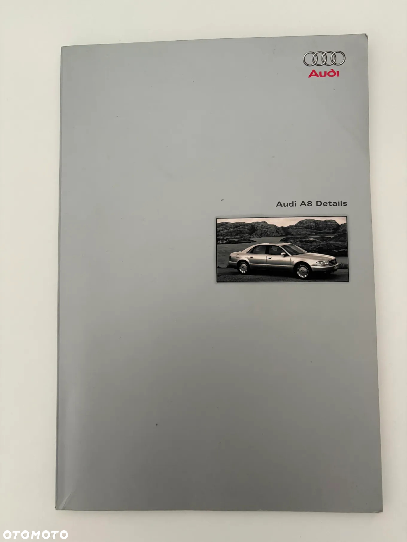 Audi A8 4.2 L Quattro - 38