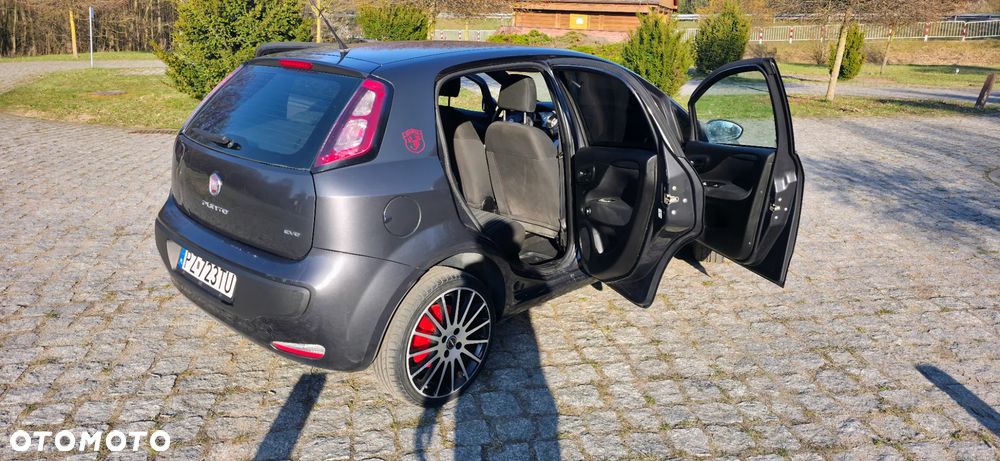Fiat Punto Evo 1.4 8V Dynamic Euro5 - 9