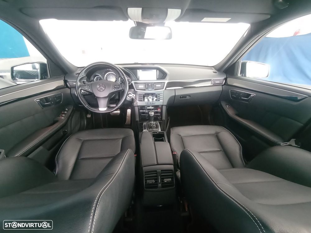 Mercedes-Benz E 250 CDi Avantgarde BlueEfficiency Auto. - 22