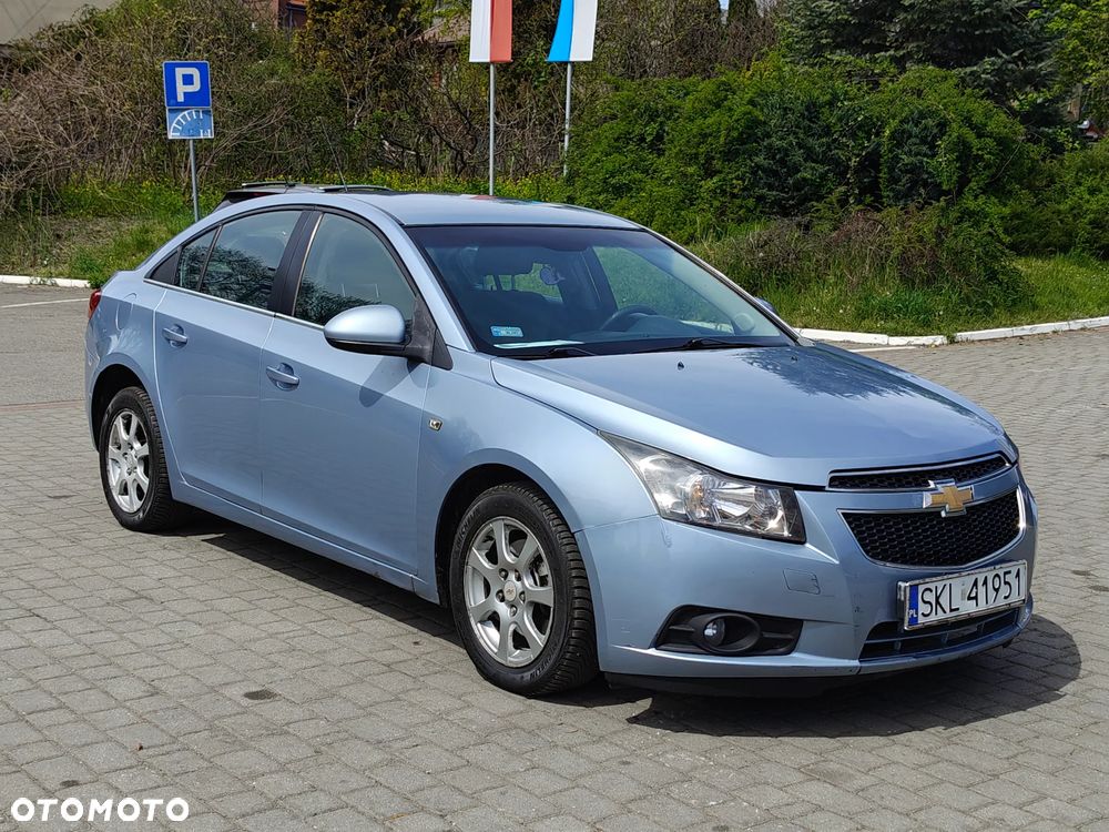 Chevrolet Cruze 2.0 LS - 13