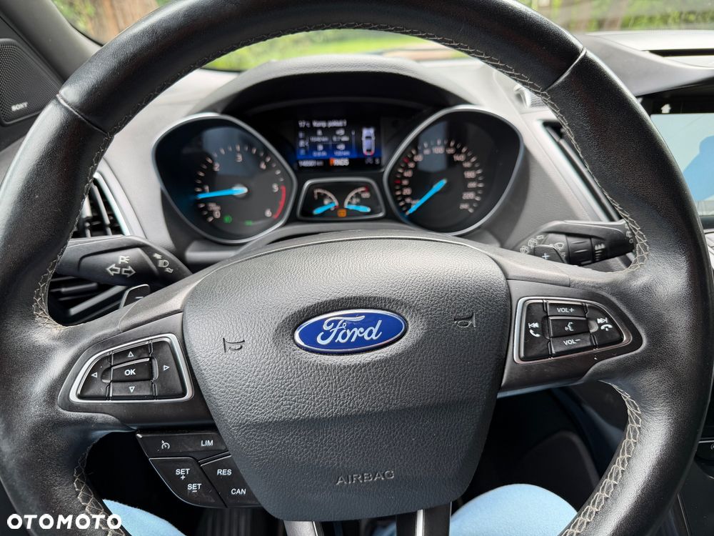 Ford Kuga 2.0 TDCi 4x4 ST-Line - 19