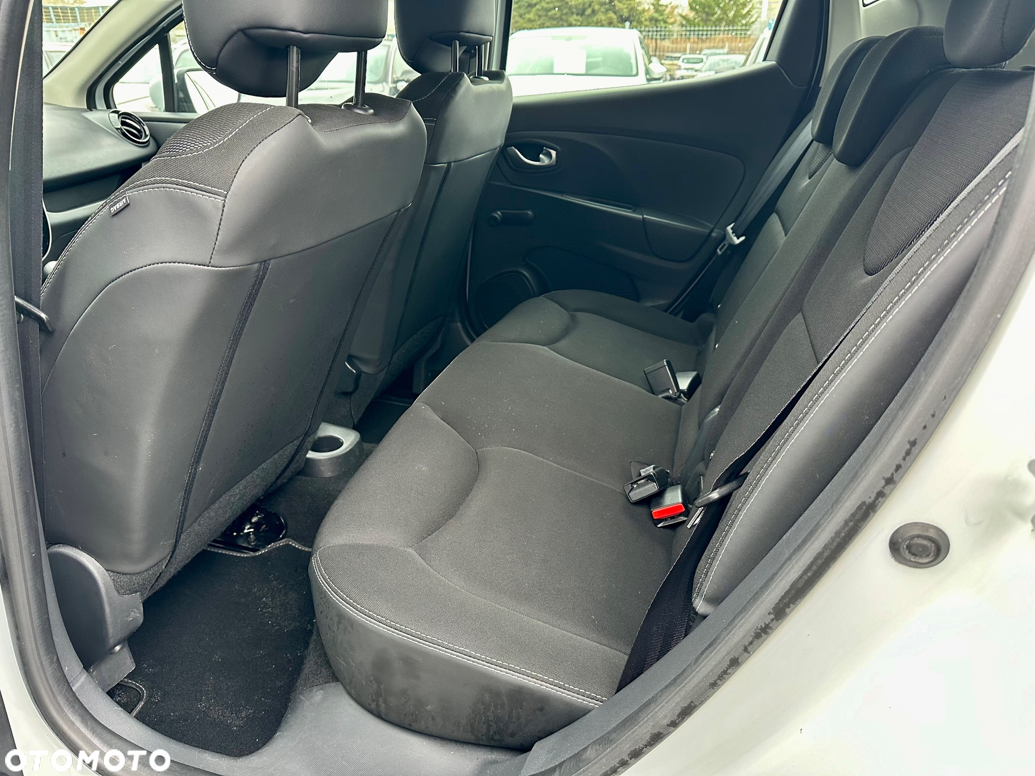 Renault Clio 1.2 16V 75 Dynamique - 22