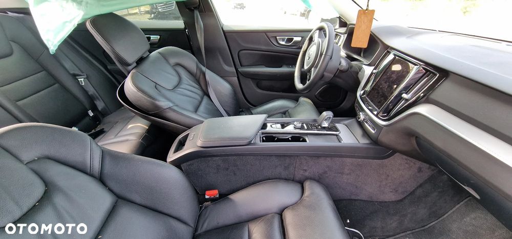 Volvo S60 B4 B Ultimate Dark - 12