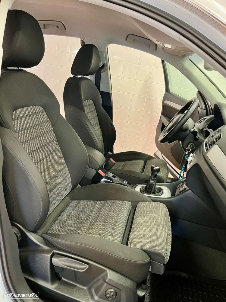 Audi Q3 2.0 TDI S-line - 9