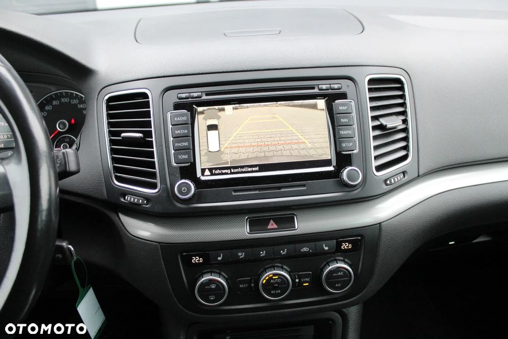 Volkswagen Sharan 2.0 TSI DSG Highline - 13