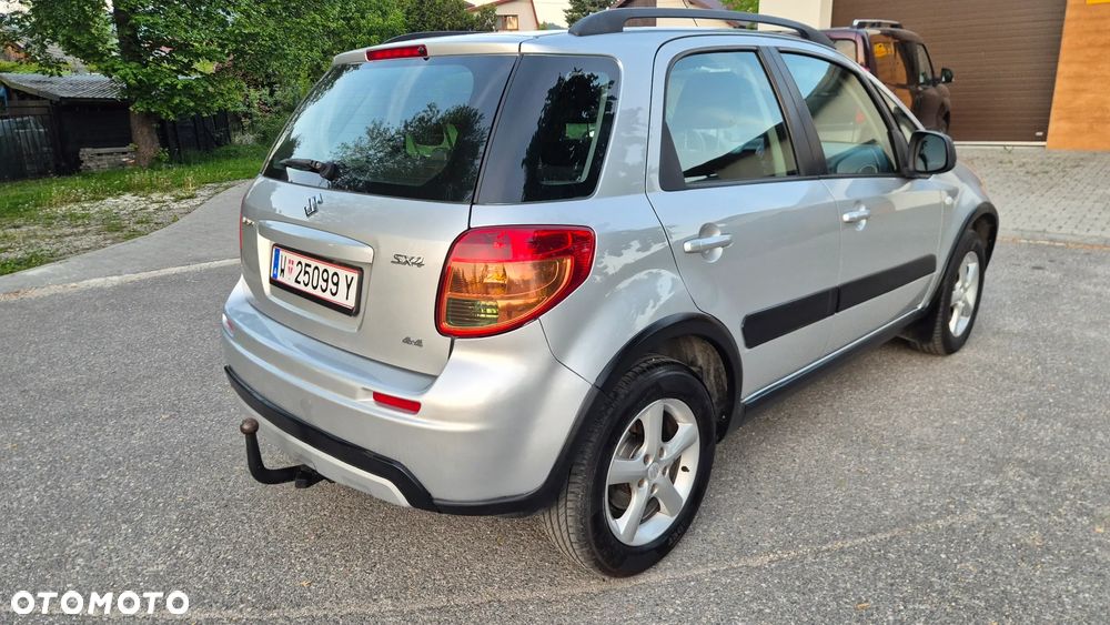 Suzuki SX4 1.6 VVT 4x4 Club - 3