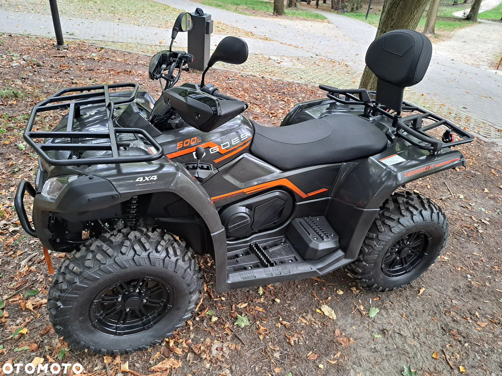 CFMoto CForce - 9