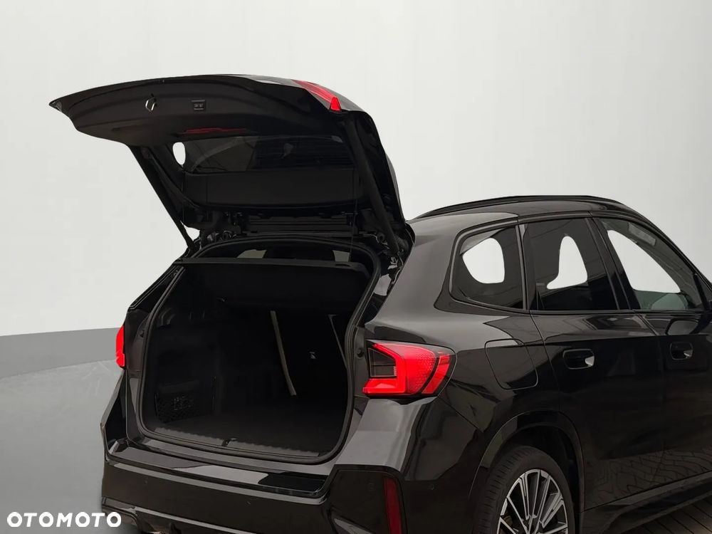 BMW X1 xDrive23i mHEV sport - 29