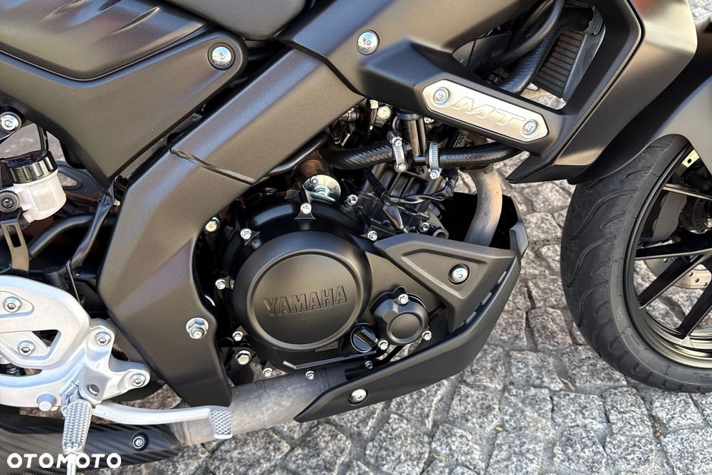 Yamaha MT - 7