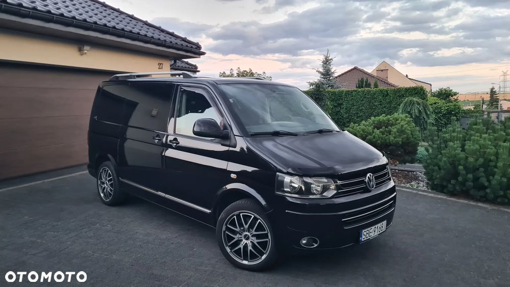 Volkswagen Multivan - 1