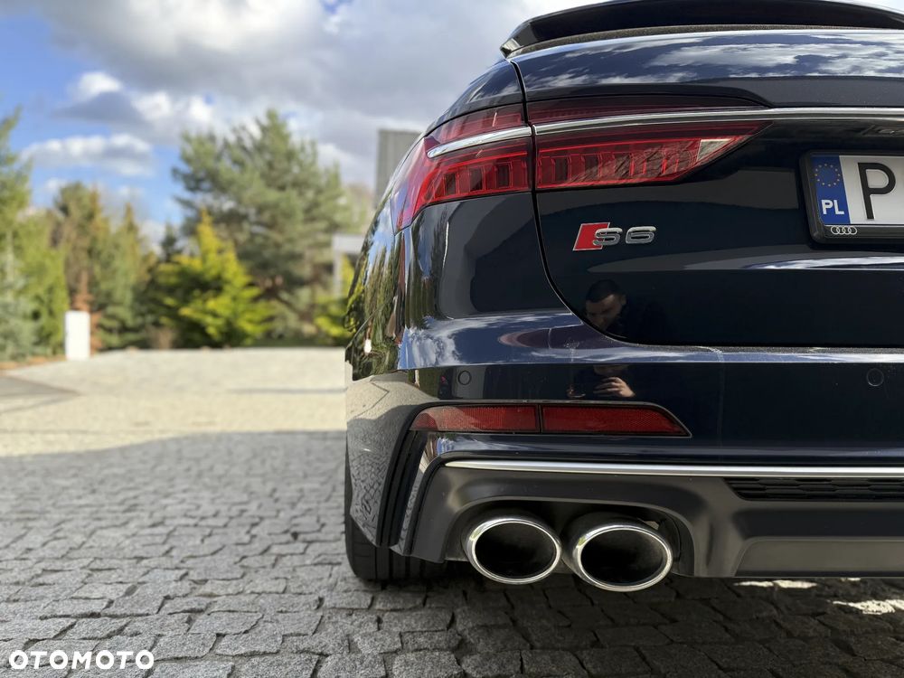Audi S6 Avant - 17