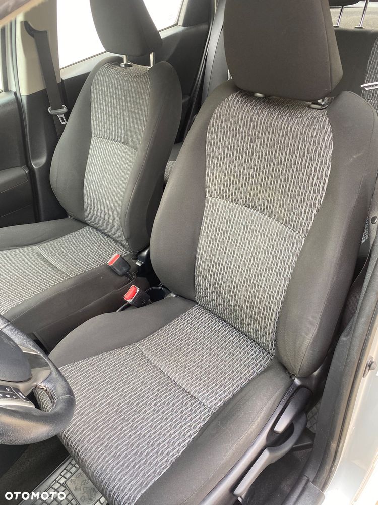 Toyota Yaris - 31