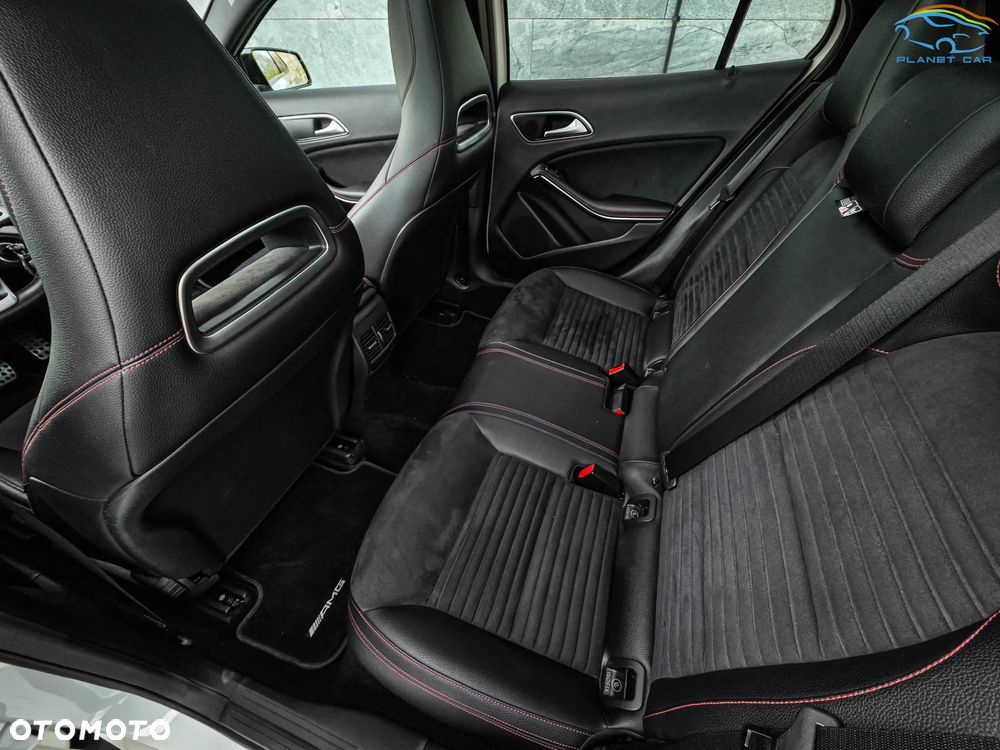 Mercedes-Benz GLA 220 d 4Matic 7G-DCT AMG Line - 14