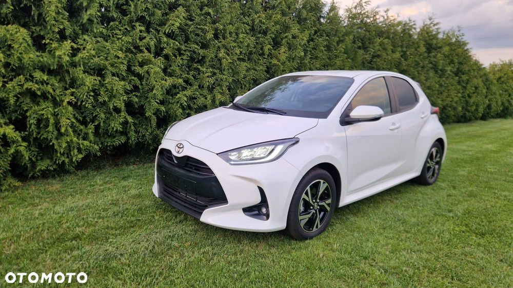 Toyota Yaris - 12