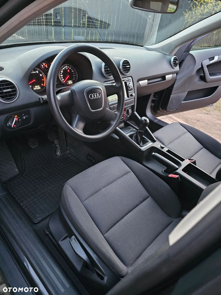 Audi A3 Sportback 1.4 TFSI Attraction - 10