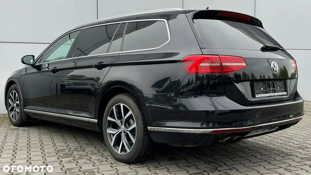 Volkswagen Passat - 10