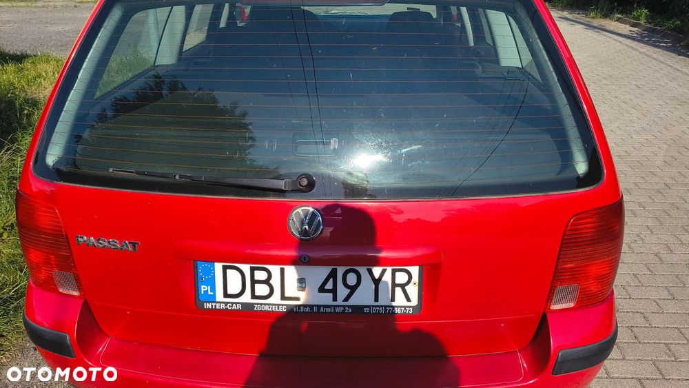 Volkswagen Passat - 13
