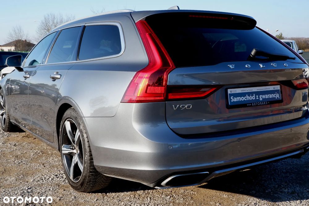 Volvo V90 T5 R-Design - 33