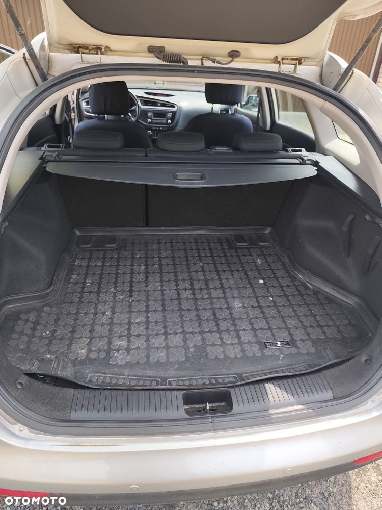 Kia Ceed - 5