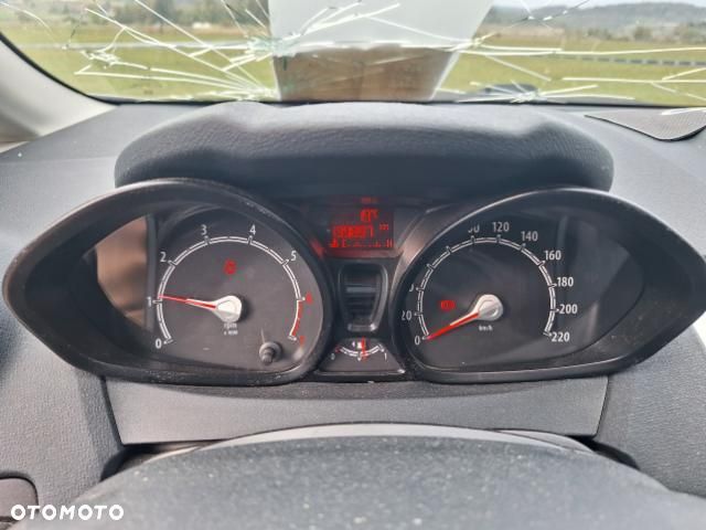 Ford Fiesta 1.25 Silver X (Ambiente) - 12
