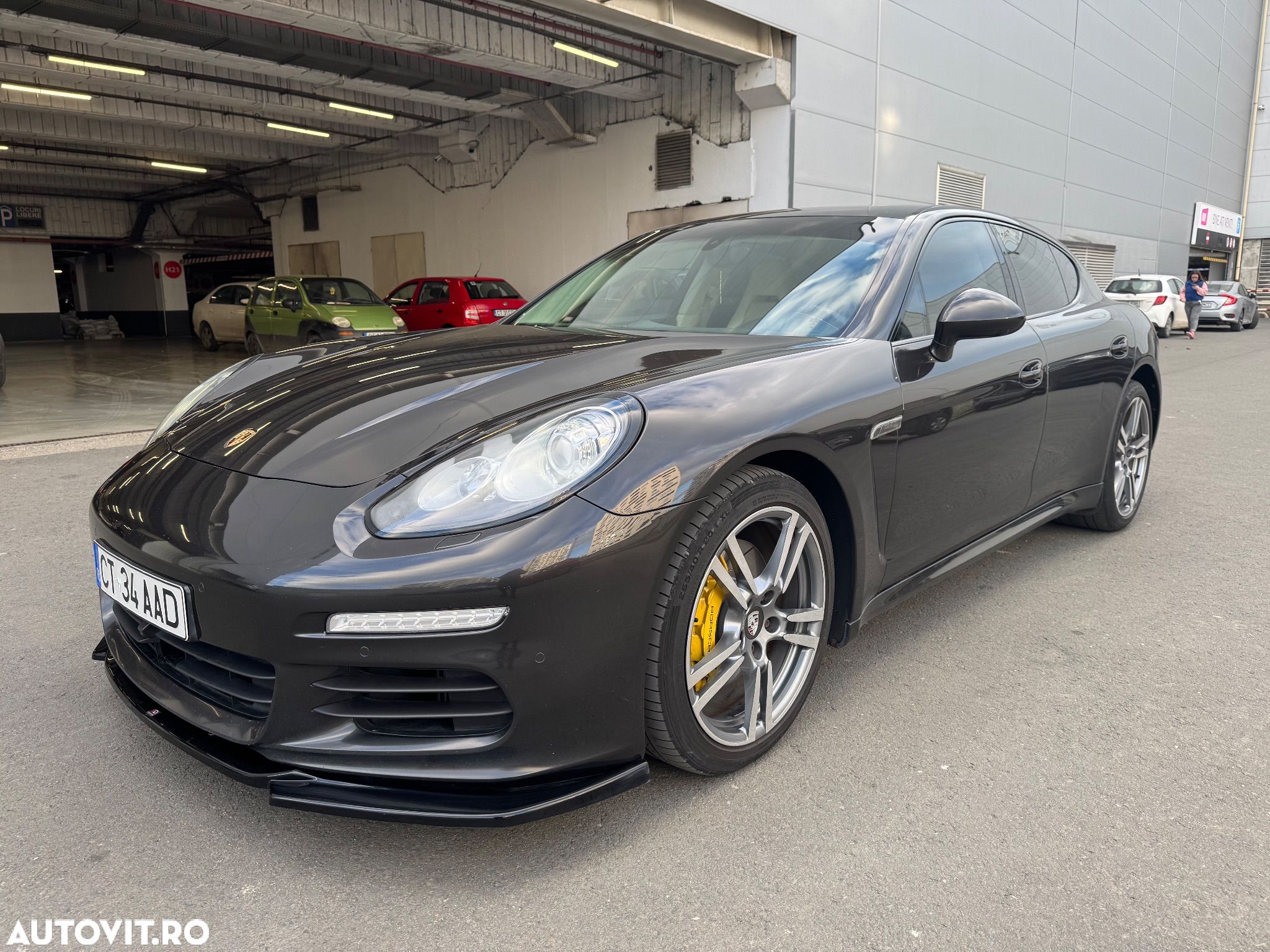 Porsche Panamera 3.0 PDK 4S - 1