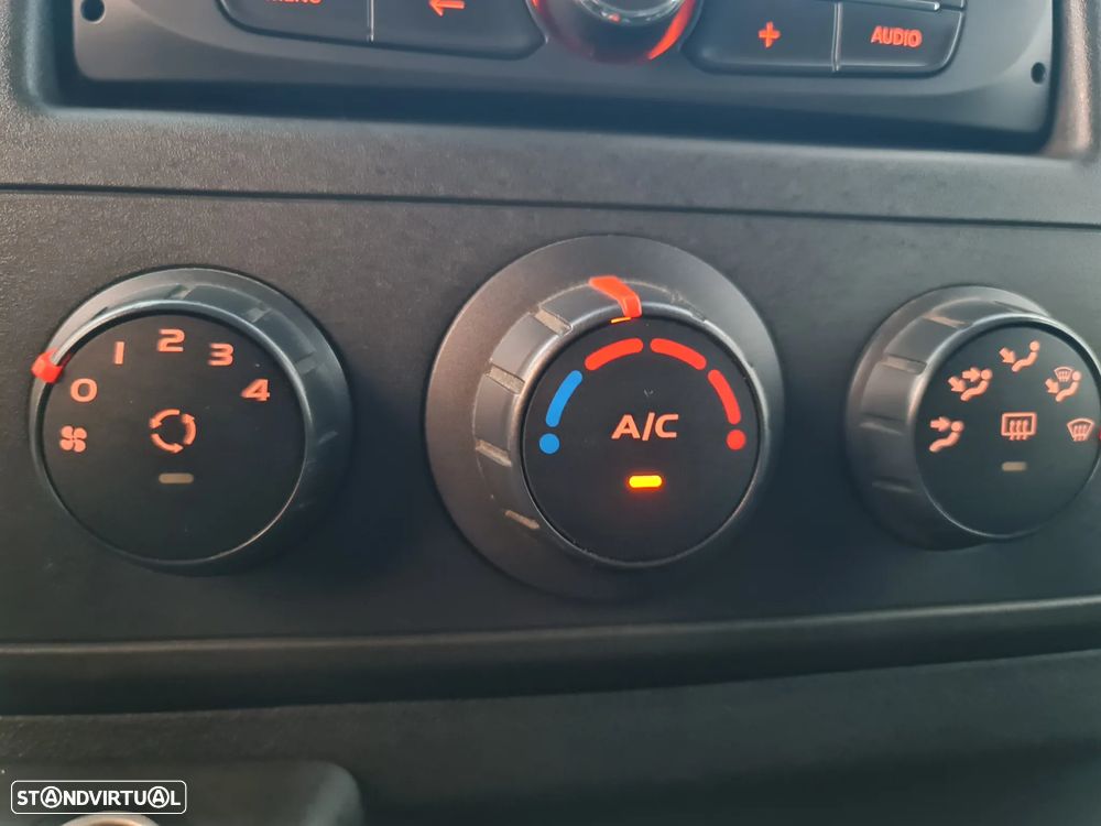 Renault Master 2.3Dci L1H1 *Ac/ Sensores/ com IVA DEDUTÍVEL - 18