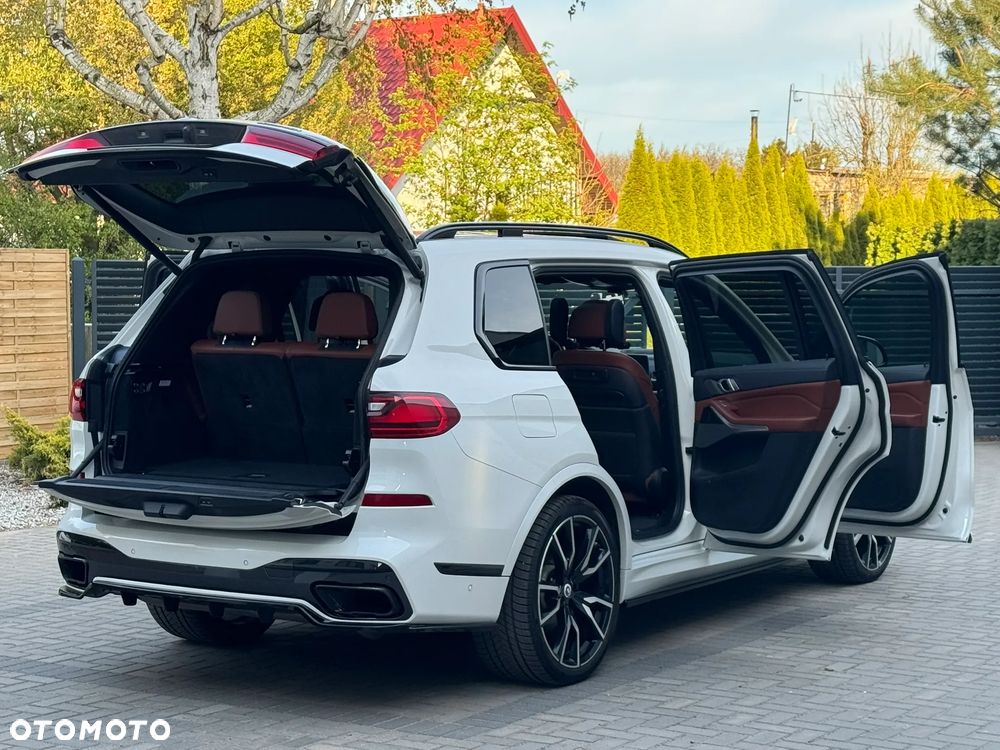 BMW X7 xDrive40i - 12