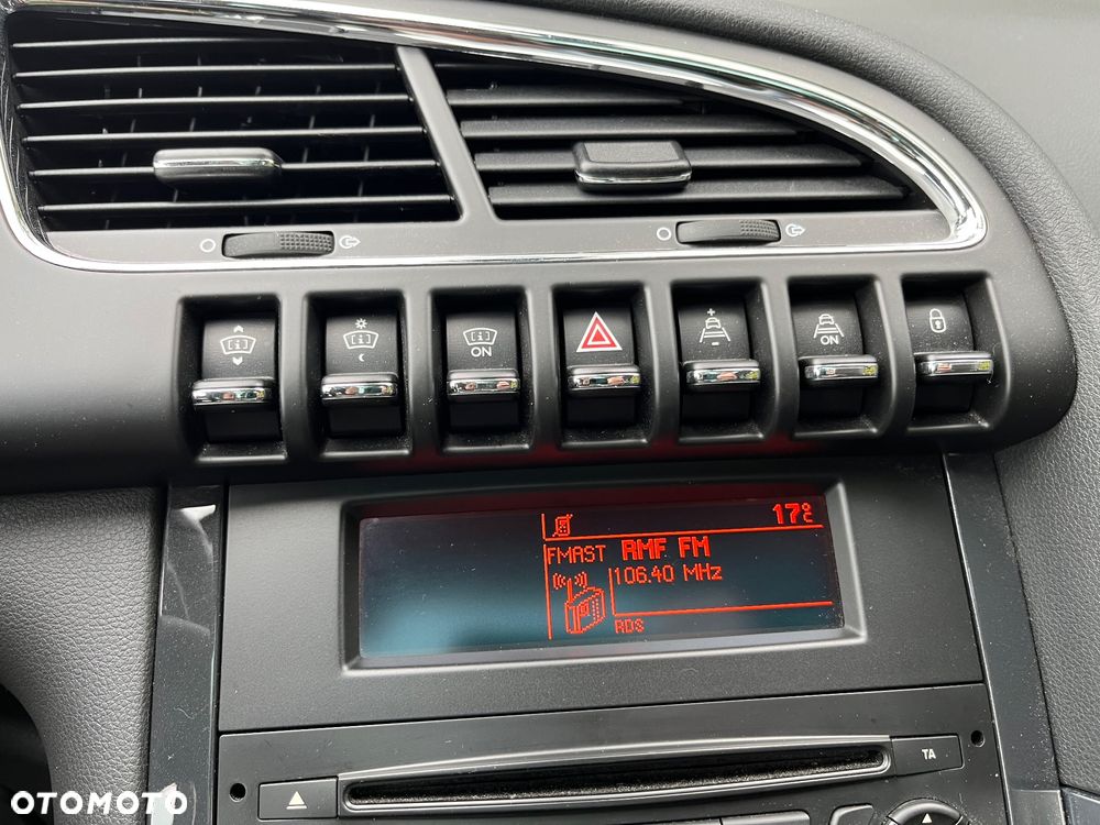 Peugeot 3008 HDi 160 Automatik Active - 35