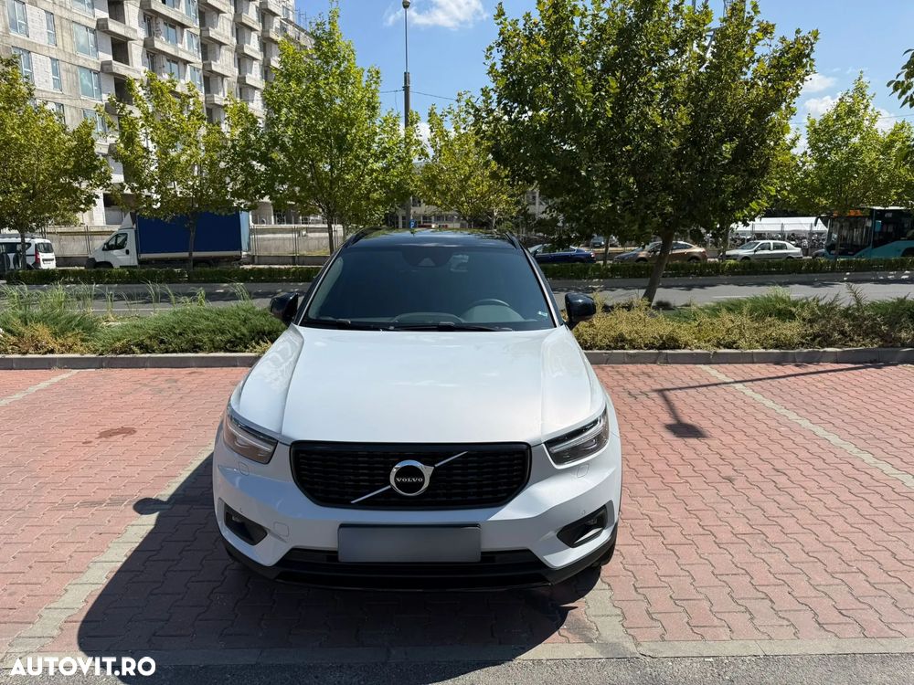 Volvo XC 40 Recharge T5 Twin Engine AT7 R-Design - 2