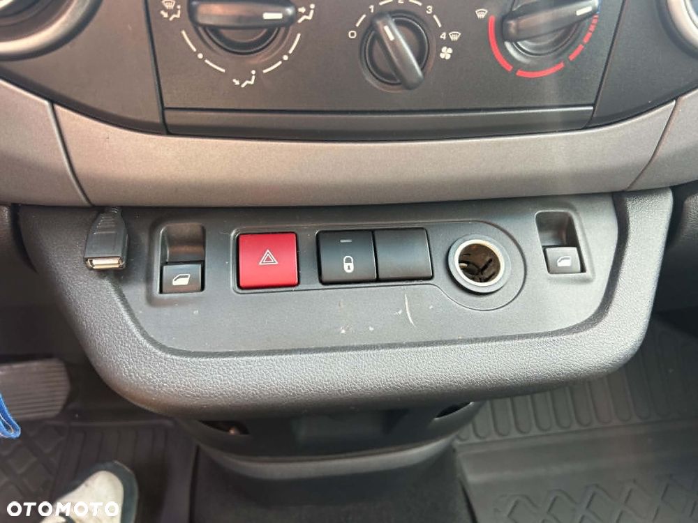Peugeot Partner BlueHDi 100 Stop&Start ETG6 Active - 30