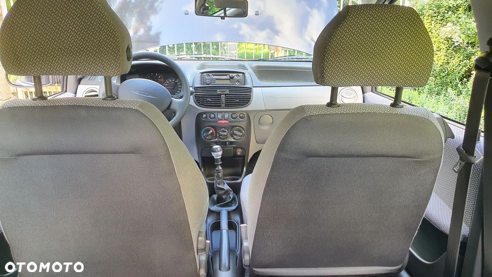 Fiat Punto 1.2 8V Active Clima - 10