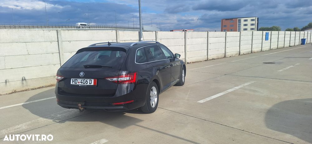 Skoda Superb 2.0 TDI DSG Style - 14