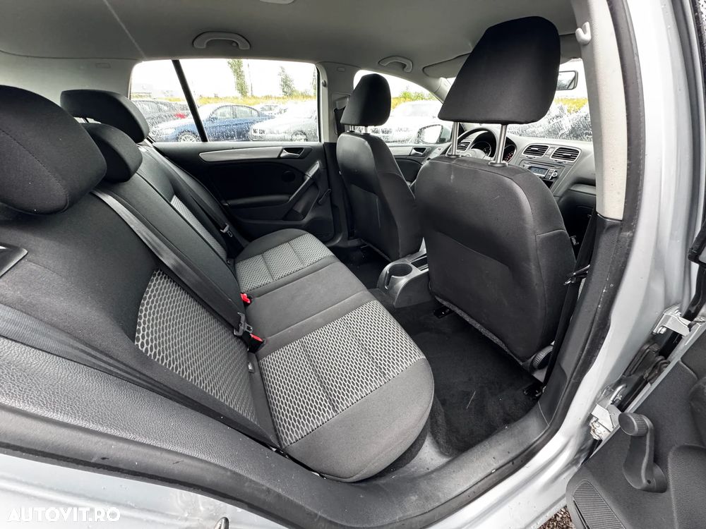 Volkswagen Golf 2.0 TDI DPF Trendline - 14