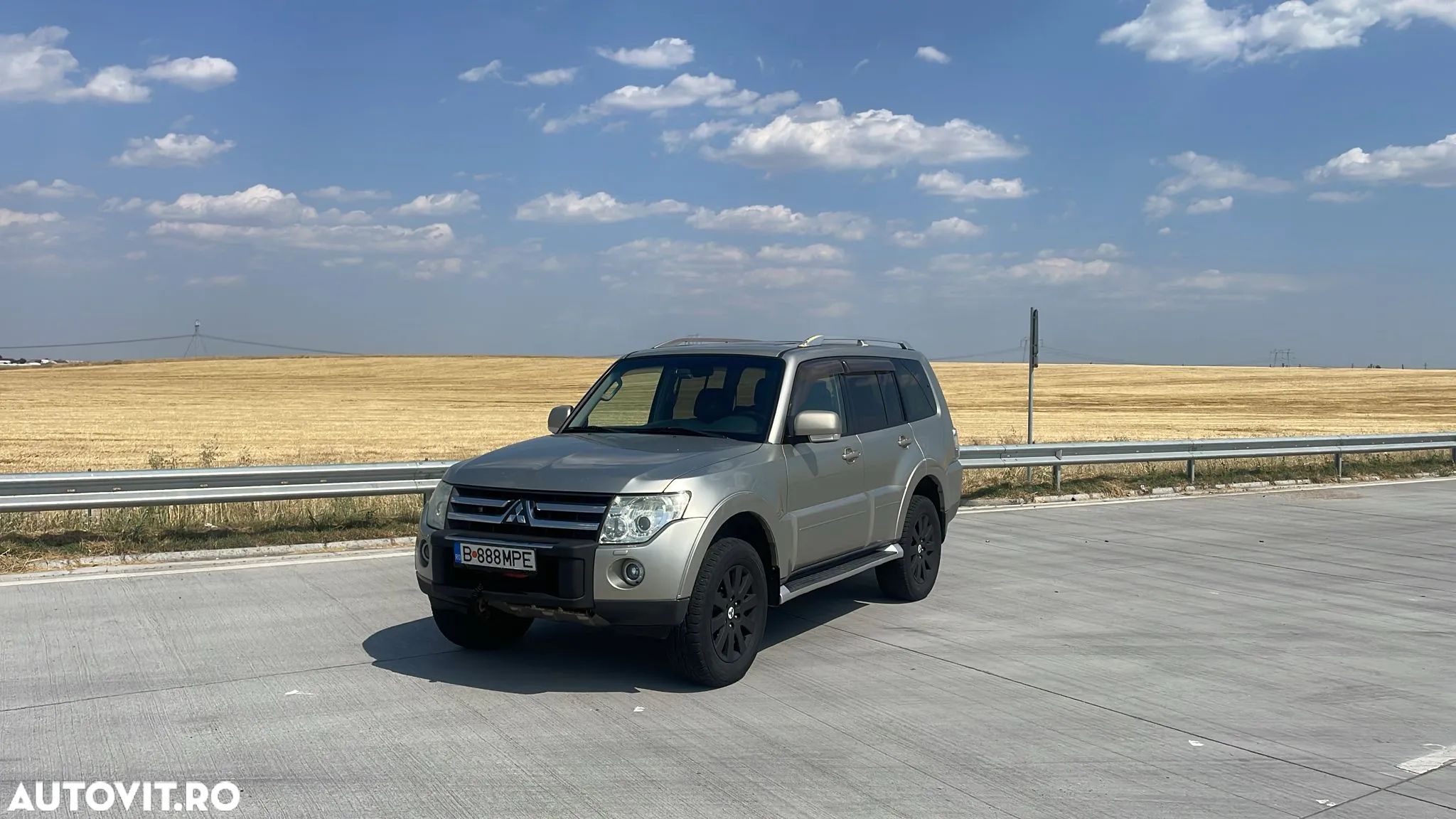 Mitsubishi Pajero LWB 3.2 DI-D Intense+ A/T - 1