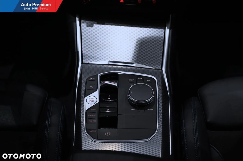 BMW Seria 3 318d - 15