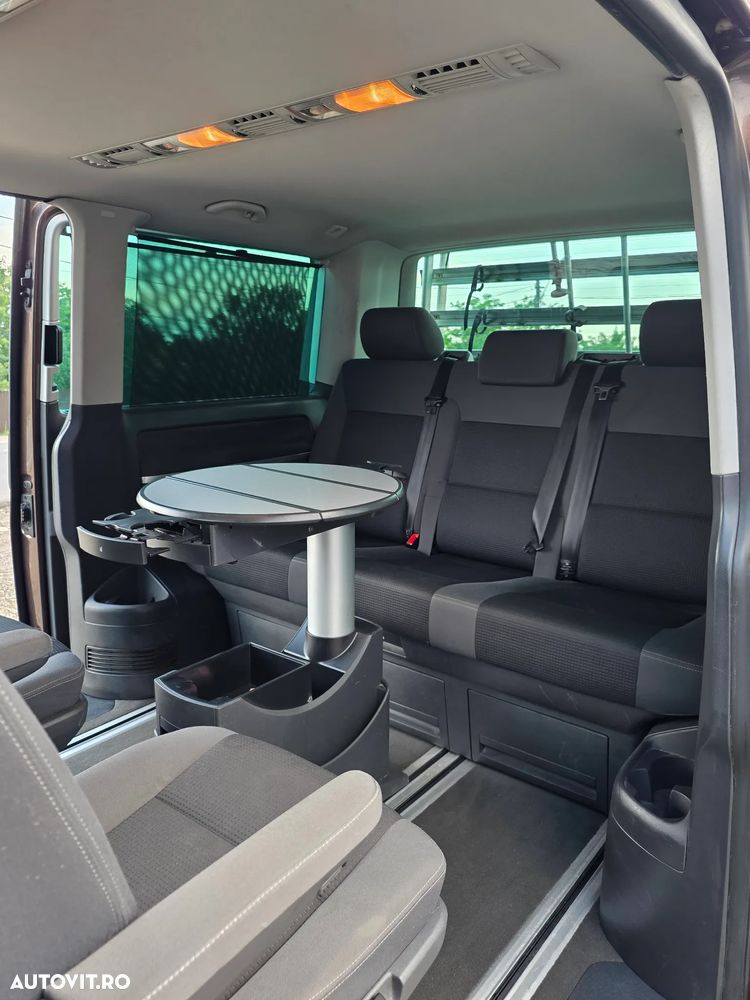 Volkswagen Multivan - 23