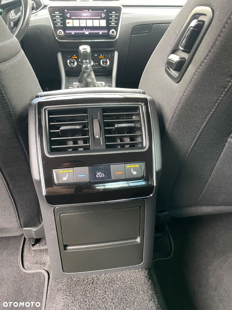 Skoda Superb 1.5 TSI ACT Ambition - 22