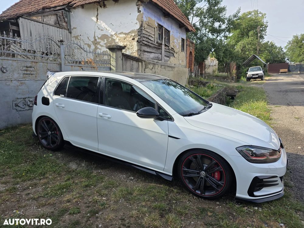 Volkswagen Golf 2.0 TSI DSG GTI - 3