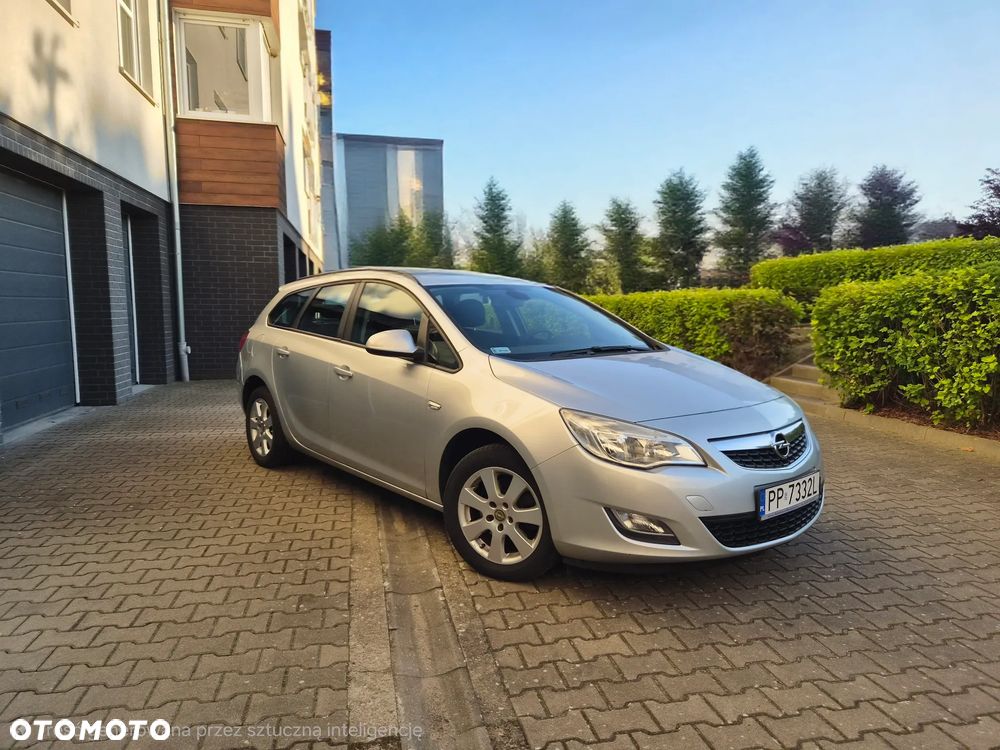 Opel Astra 1.7 CDTI Enjoy - 1