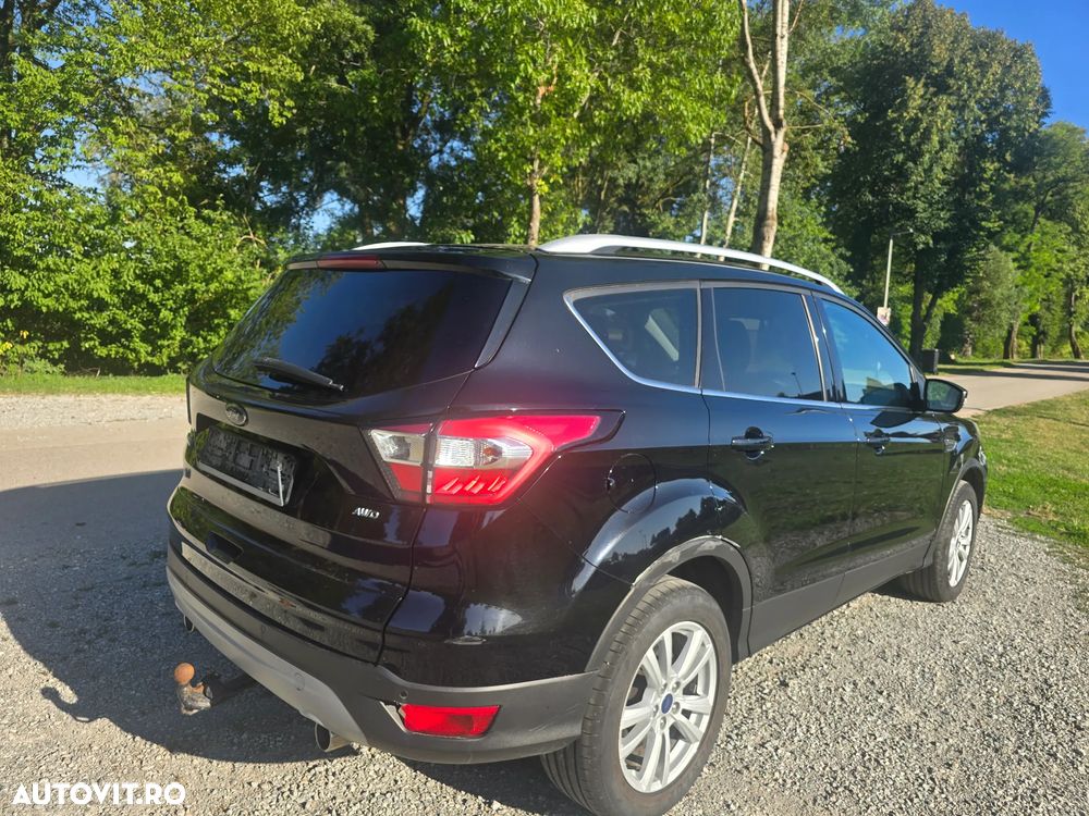 Ford Kuga - 4