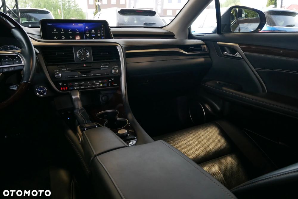 Lexus RX - 20