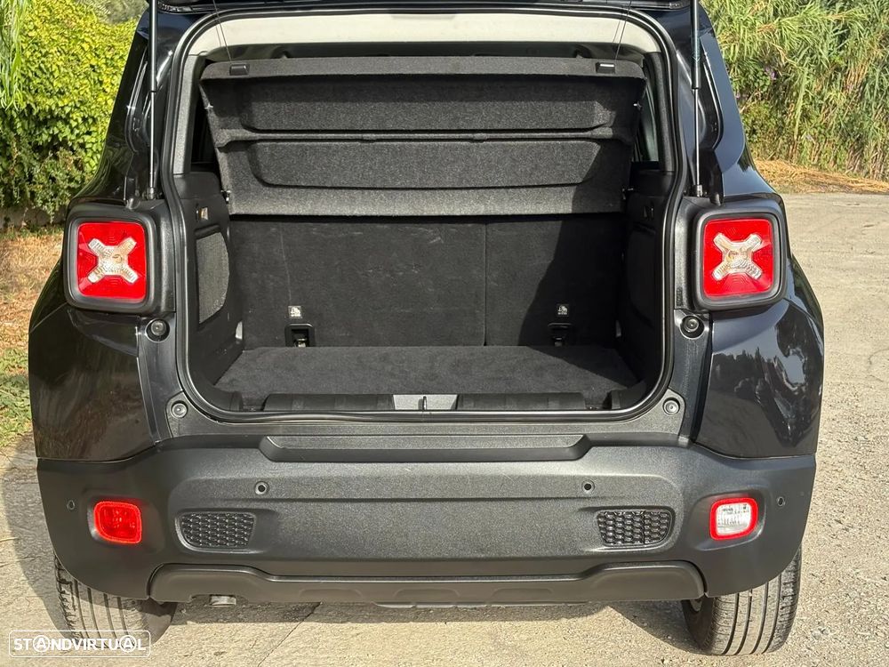 Jeep Renegade 1.6 MultiJet DSG Business Line - 35