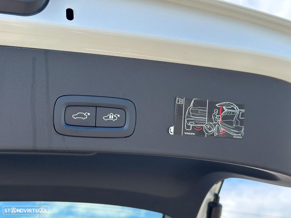 Volvo XC 40 1.5 T5 PHEV Inscription Expression - 32